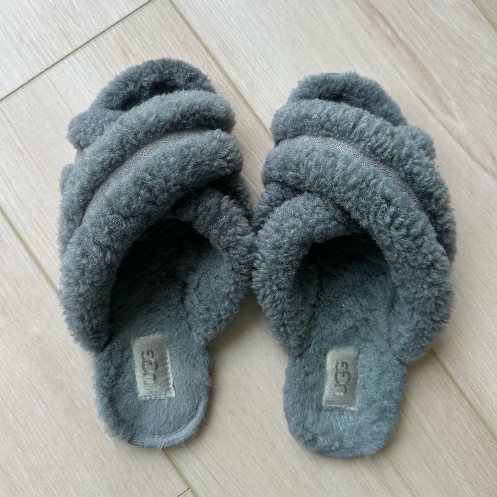 UGG Women's Cozy Gray Slippers